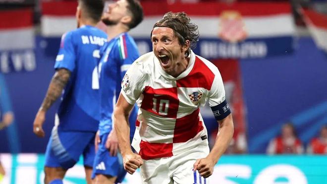 的汗水与坚 的汗水与坚